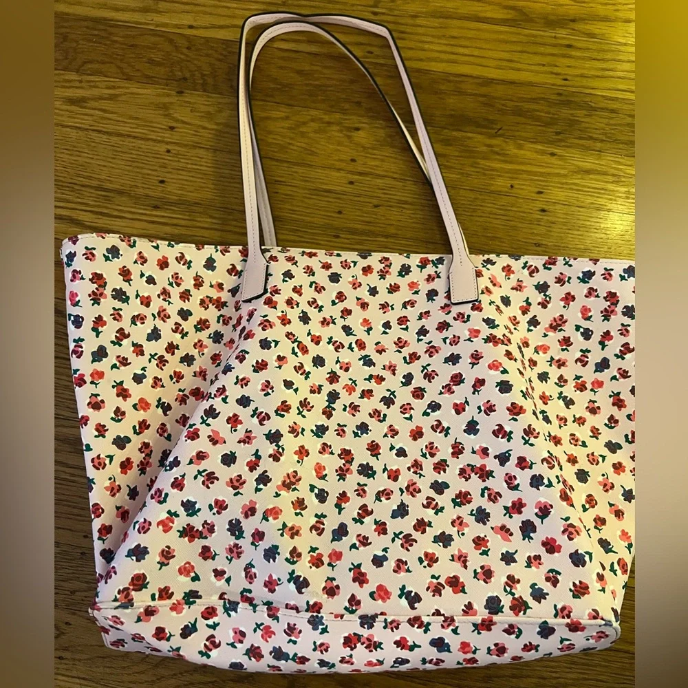 Kate Spade Spring Tote - Picture 3 of 4